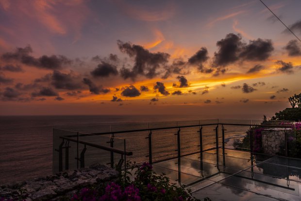 Tirtha Uluwatu